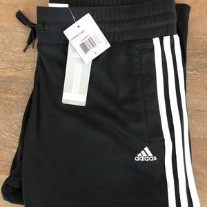 Adidas Women’s Training ClimaLite Capri Pants